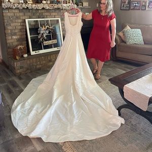Wedding dress